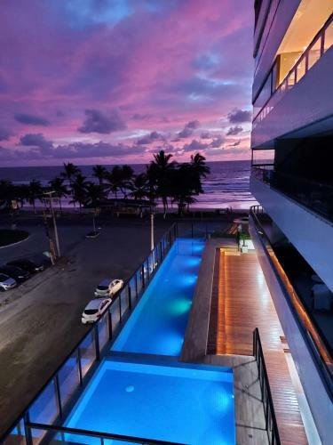 Apartamento Em Frente � Praia Dos Milion�rios