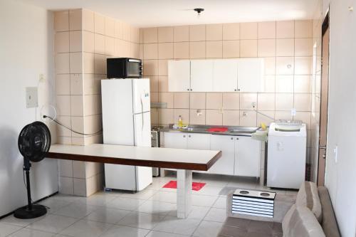 Apartamento De 2 Quartos, A 100m Da Praia.