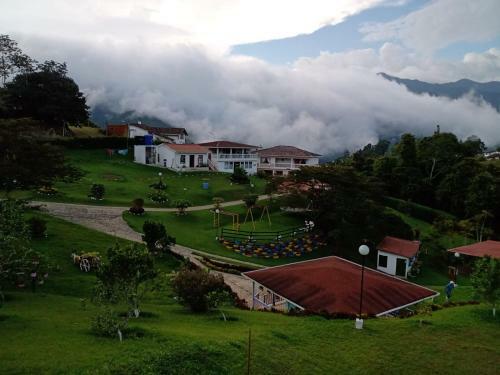 Finca Espectacular En El Lago Calima