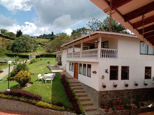 Finca Espectacular En El Lago Calima