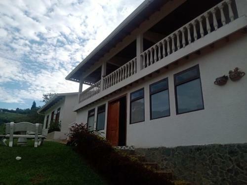 Finca Espectacular En El Lago Calima