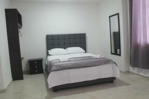Hotel Linaje Real