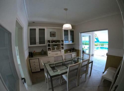 Casa De F�rias ...