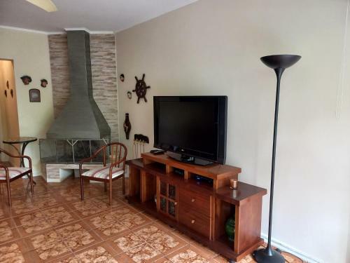 Apartamento Apto Guaruj� - Enseada - 3 Dorms - Para 8 Pessoas