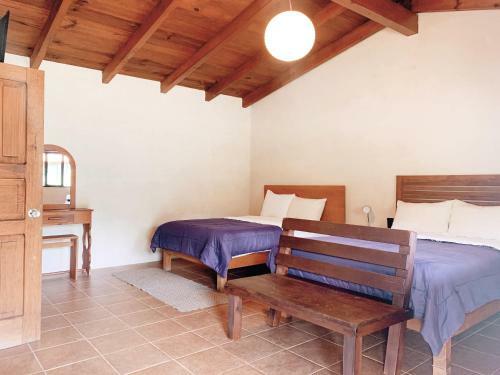 Hotel Caba�as El Fresno