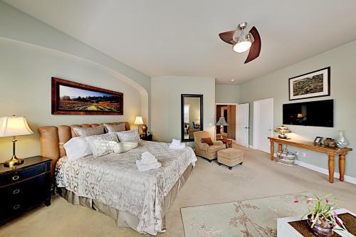 Gorgeous Wine Country Getaway