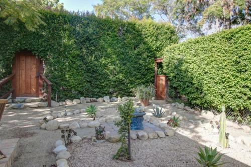 Agapios Cottage