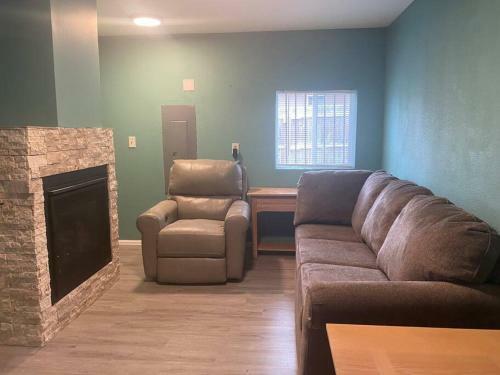 Apartamento Two Queen Beds Nicely Secluded, Handy Location