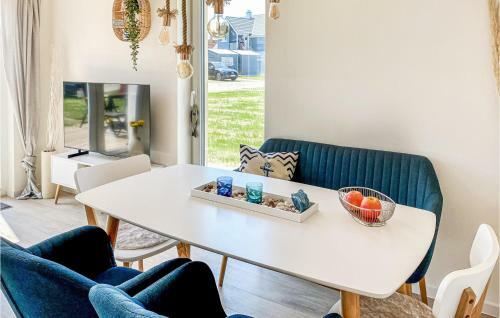 Stunning Home In B�sum With Sauna And 2 Bedrooms