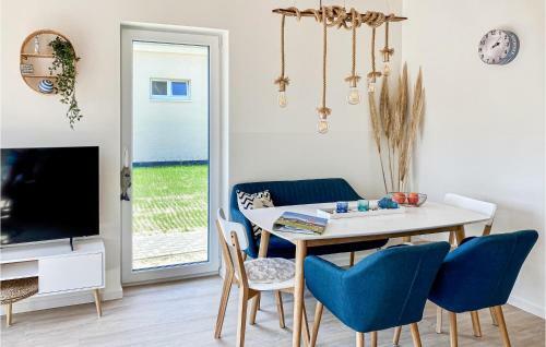 Stunning Home In B�sum With Sauna And 2 Bedrooms