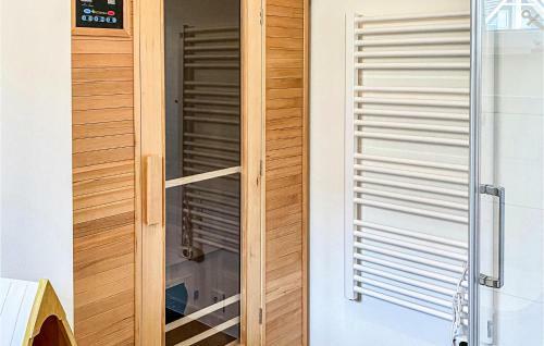 Stunning Home In B�sum With Sauna And 2 Bedrooms