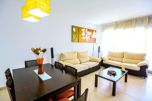 Villa Mas Den Reig -only Families