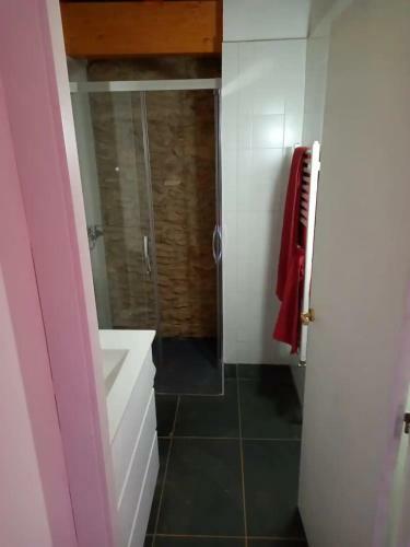 Entire Cottage With Mountain View