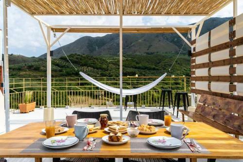 Lovely Renovated Villa With Pool, Up To 9 Persons