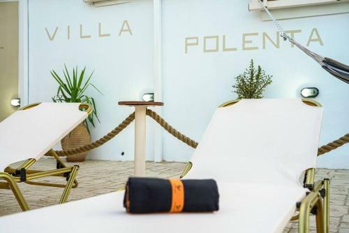 Lovely Renovated Villa With Pool, Up To 9 Persons