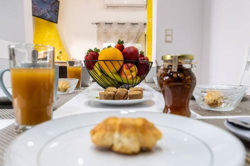 Lovely Renovated Villa With Pool, Up To 9 Persons