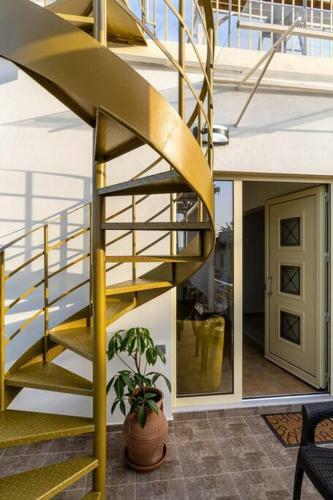 Lovely Renovated Villa With Pool, Up To 9 Persons