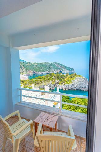 Hostal The Life Suites