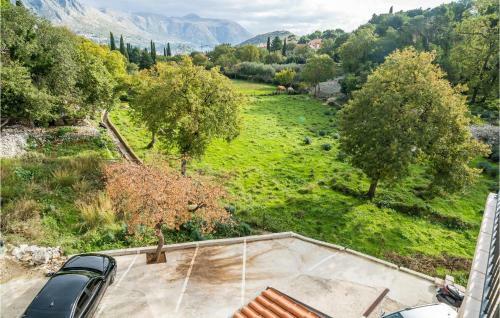 Nice Apartment In Mlini With 3 Bedrooms