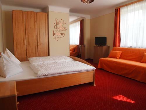 Hostal Gasthof Zur Bruthenne