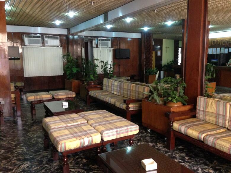 Hotel Tropical Inn