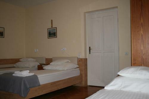 Hotel Szent Gy�rgy Fogad�