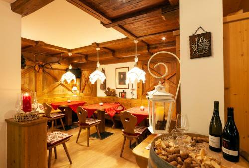 Hotel Tirol