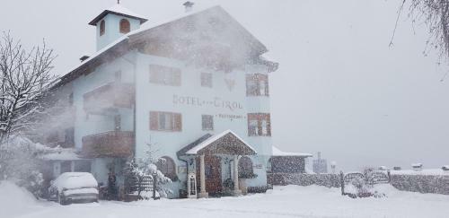 Hotel Tirol