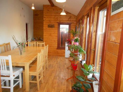Hostal Eszter Guesthouse