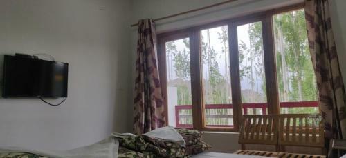 Hostal Yokma Guest House