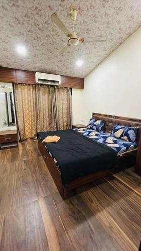Sunny's H20 Villa