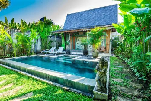 Villa Romantic Balinese Gem, Walk To Beach