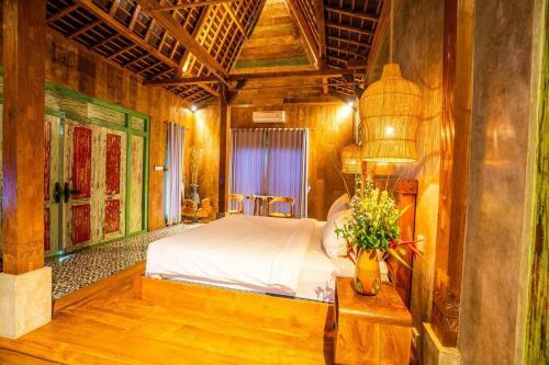 Villa Romantic Balinese Gem, Walk To Beach