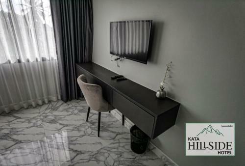 Kata Hillside Hotel