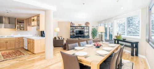 Ice House 220 By Exceptional Stays