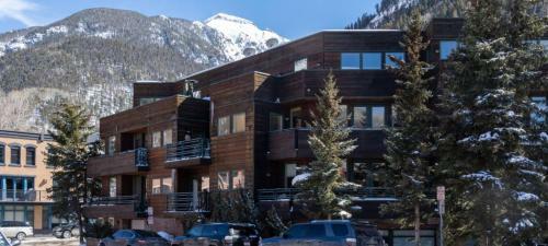 Ice House 220 By Exceptional Stays