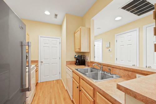 Eagles Landing - 4300 Sandpiper #4314