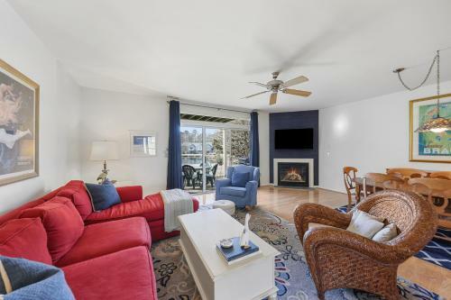 Spring Lake -- 38015 West #757