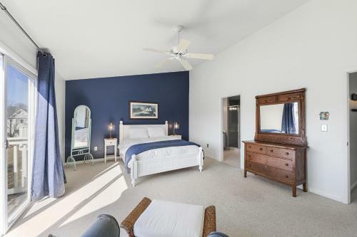 Spring Lake -- 38015 West #757