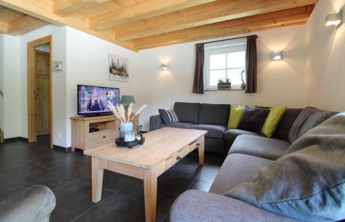Joy - Mountain Chalet In Sankt Oswald