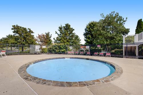 Bethany Lakes --- 38353 Virginia Ave