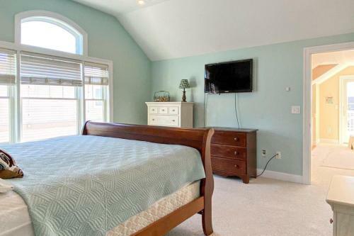 Tower Shores -- 39562 Admiral #2