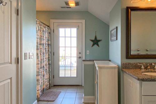 Tower Shores -- 39562 Admiral #2