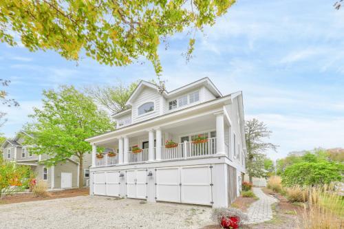 Bethany West -- 719 Fenwood