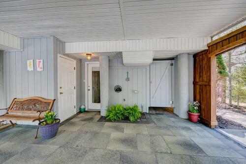 Tower Shores -- 39562 Admiral