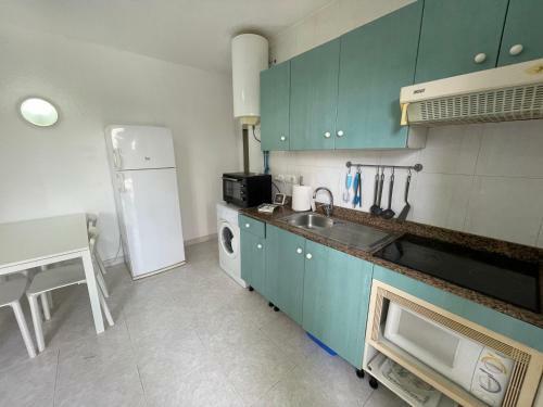 Apartamento Bajo Con Jard�n Y Piscina - Forcat.