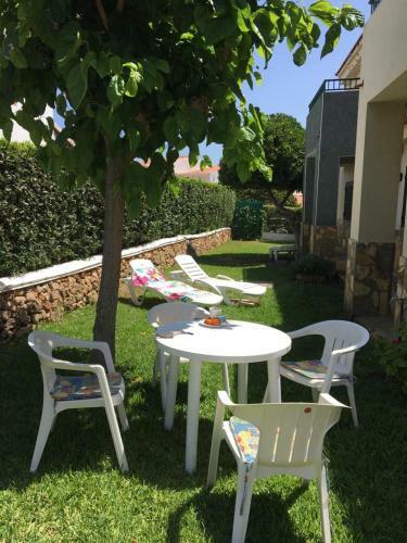 Apartamento Bajo Con Jard�n Y Piscina - Forcat.