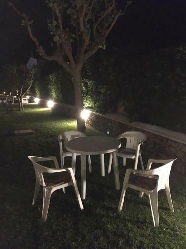 Apartamento Bajo Con Jard�n Y Piscina - Forcat.