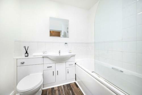 Modern 2 Bed Apartment In Croydon
