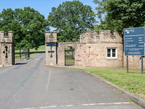 Crakesmire House